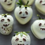 Ghostly White Chocolate Strawberries