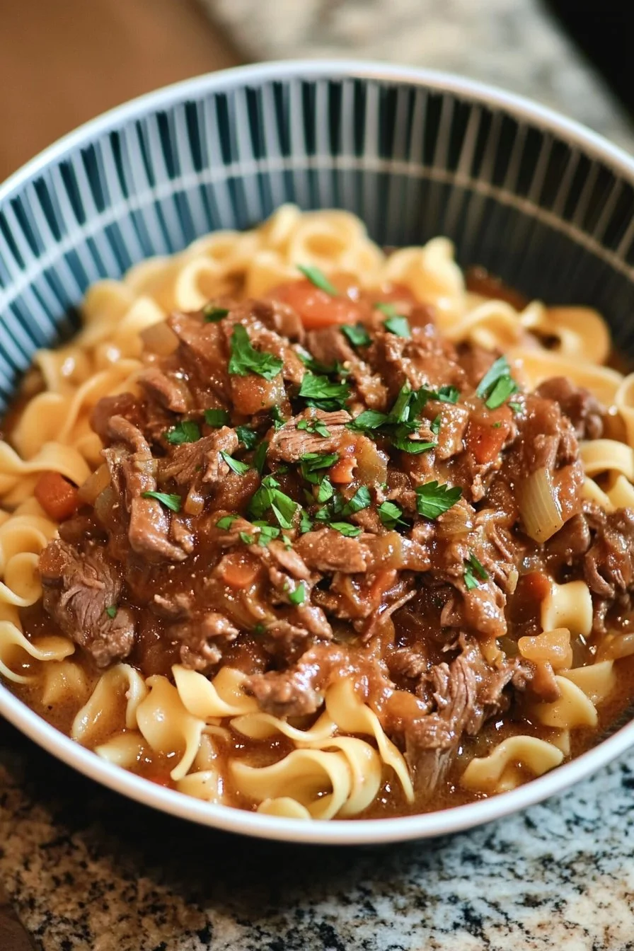 Slow Cooker Beef & Noodles