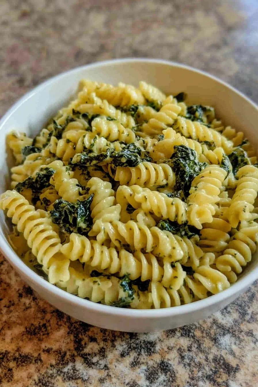 Pasta with Spinach Sauce